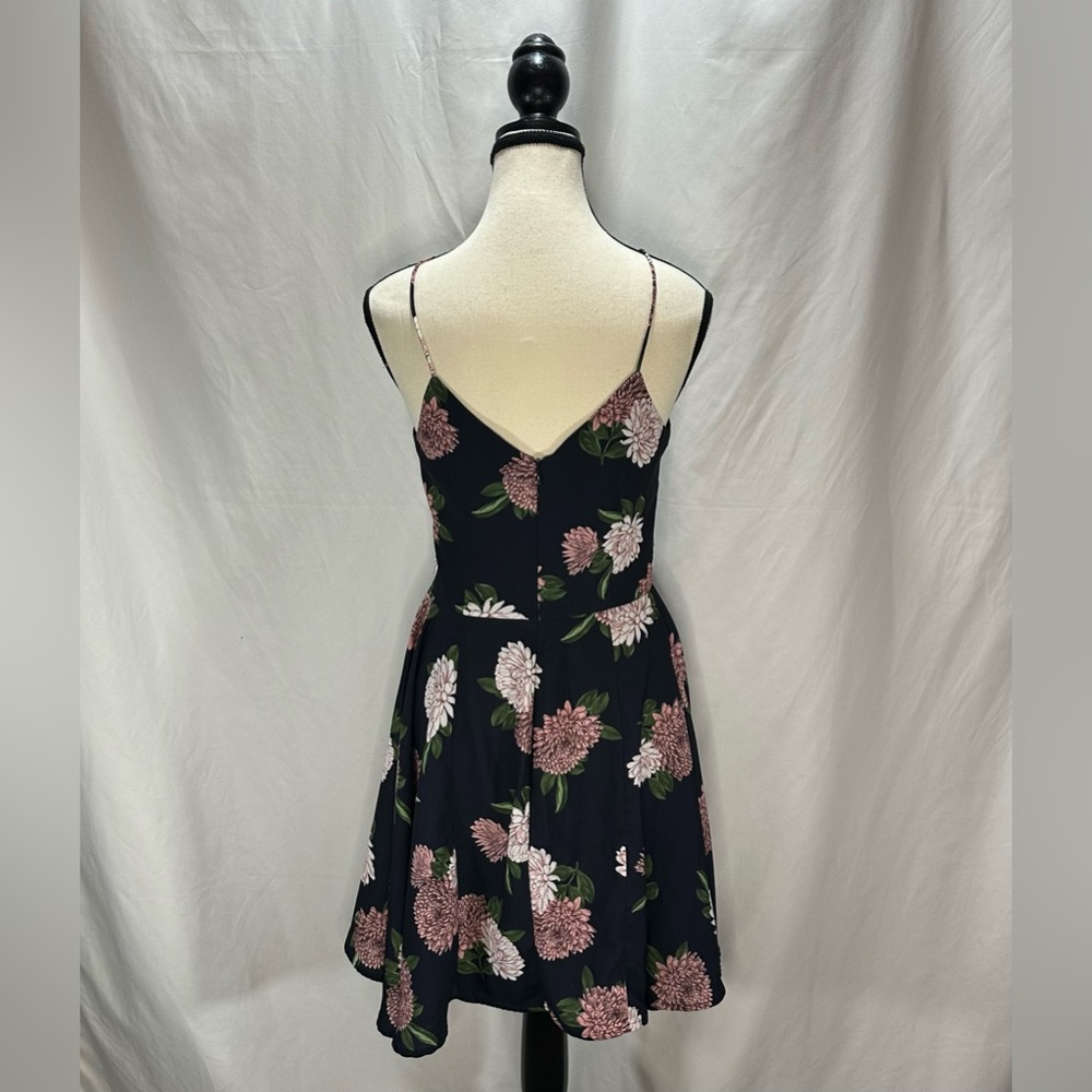 Keepsake The Label Floral Dress Fit And Flare Skater Mini Size Medium - Picture 4 of 13